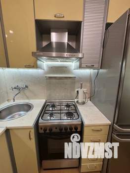 1-к квартира, посуточно, 33м2, 3/5 этаж