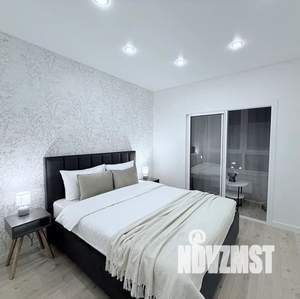 1-к квартира, посуточно, 42м2, 7/20 этаж