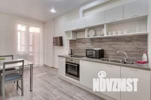 1-к квартира, посуточно, 40м2, 17/24 этаж