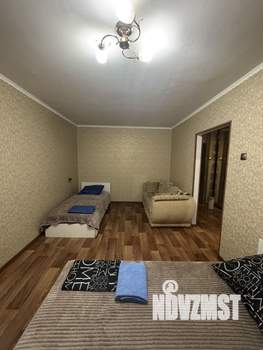 1-к квартира, посуточно, 33м2, 1/9 этаж