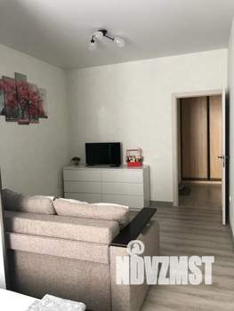 1-к квартира, посуточно, 40м2, 1/23 этаж