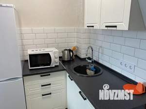 Студия квартира, посуточно, 34м2, 17/24 этаж