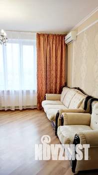 2-к квартира, посуточно, 55м2, 4/18 этаж