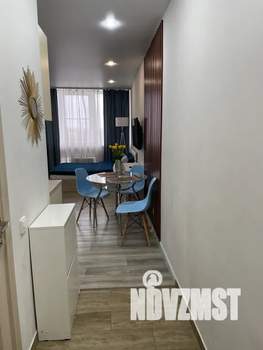 Студия квартира, посуточно, 30м2, 5/32 этаж