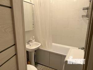 Студия квартира, посуточно, 25м2, 1/19 этаж