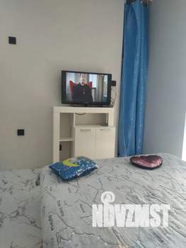 Студия квартира, посуточно, 17м2, 10/25 этаж