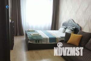 1-к квартира, посуточно, 42м2, 1/1 этаж