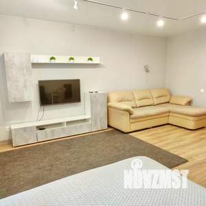 1-к квартира, посуточно, 38м2, 2/17 этаж