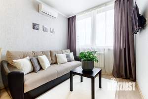 1-к квартира, посуточно, 43м2, 1/1 этаж