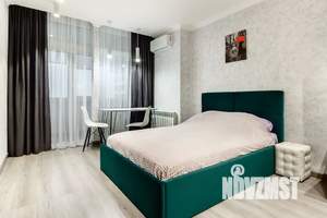 1-к квартира, посуточно, 35м2, 17/31 этаж