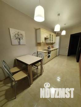 1-к квартира, посуточно, 40м2, 20/23 этаж