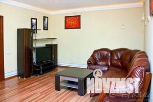 2-к квартира, посуточно, 60м2, 1/1 этаж