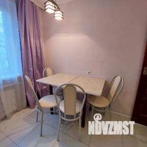 3-к квартира, посуточно, 64м2, 3/9 этаж