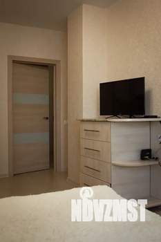 1-к квартира, посуточно, 42м2, 9/20 этаж