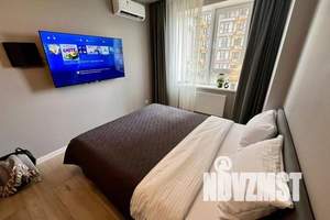 1-к квартира, посуточно, 47м2, 7/25 этаж