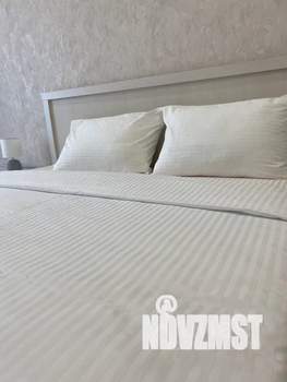 Студия квартира, посуточно, 39м2, 10/25 этаж