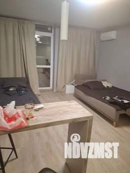 Студия квартира, посуточно, 36м2, 2/18 этаж