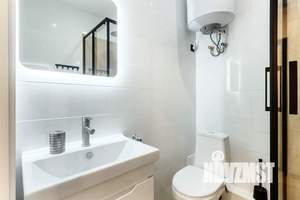 Студия квартира, посуточно, 28м2, 24/32 этаж