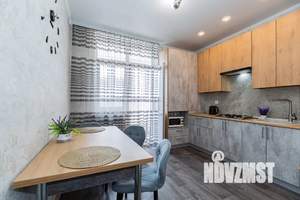 1-к квартира, посуточно, 40м2, 23/25 этаж