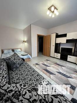 1-к квартира, посуточно, 35м2, 16/16 этаж