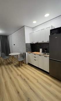 Студия квартира, на длительный срок, 38м2, 18/24 этаж