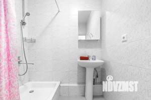 Студия квартира, посуточно, 32м2, 3/23 этаж