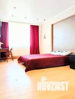 1-к квартира, посуточно, 43м2, 13/25 этаж
