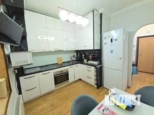 1-к квартира, посуточно, 38м2, 3/15 этаж