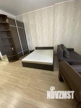 Студия квартира, на длительный срок, 49м2, 22/23 этаж