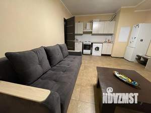 2-к квартира, посуточно, 40м2, 10/18 этаж