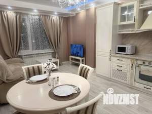 1-к квартира, посуточно, 52м2, 1/1 этаж