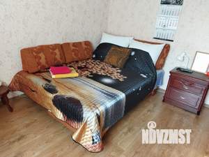 2-к квартира, посуточно, 52м2, 1/1 этаж