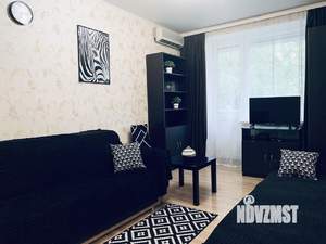 2-к квартира, посуточно, 45м2, 1/1 этаж