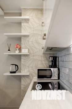 Студия квартира, посуточно, 32м2, 16/20 этаж