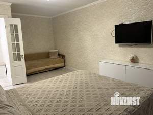 1-к квартира, посуточно, 35м2, 1/9 этаж