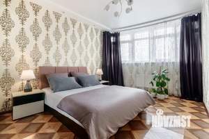 2-к квартира, посуточно, 70м2, 1/1 этаж