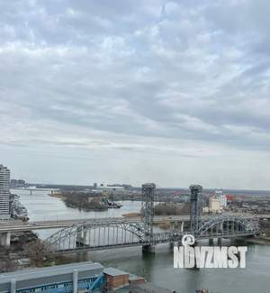 Студия квартира, посуточно, 34м2, 19/25 этаж