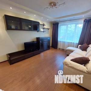 3-к квартира, посуточно, 64м2, 3/9 этаж