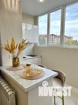 Студия квартира, посуточно, 36м2, 4/7 этаж