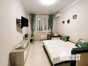 1-к квартира, посуточно, 37м2, 14/18 этаж