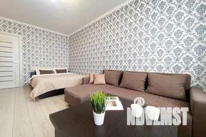 1-к квартира, посуточно, 40м2, 17/25 этаж