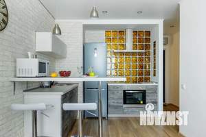 2-к квартира, посуточно, 45м2, 20/30 этаж