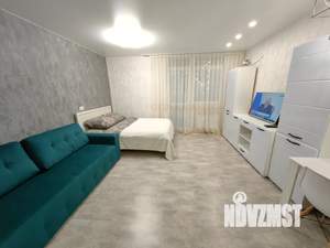 Студия квартира, посуточно, 37м2, 15/17 этаж