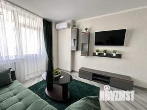 1-к квартира, посуточно, 40м2, 18/19 этаж