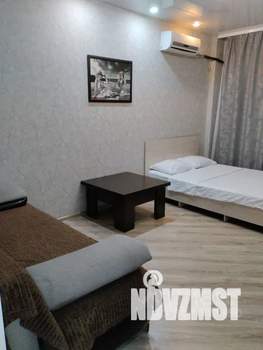 1-к квартира, посуточно, 35м2, 1/18 этаж