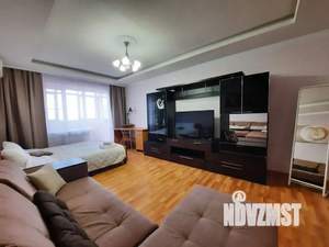 1-к квартира, посуточно, 55м2, 1/1 этаж