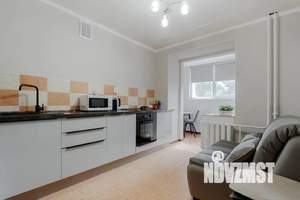 1-к квартира, посуточно, 44м2, 3/15 этаж