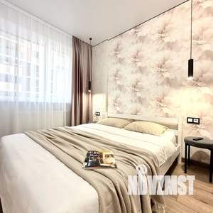 1-к квартира, посуточно, 40м2, 12/20 этаж