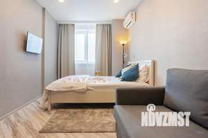 1-к квартира, посуточно, 40м2, 17/25 этаж