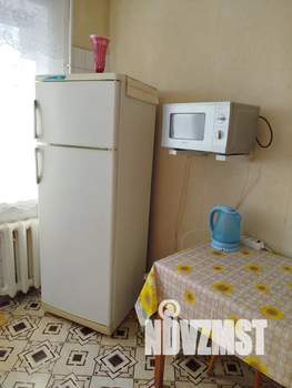 2-к квартира, посуточно, 44м2, 8/9 этаж